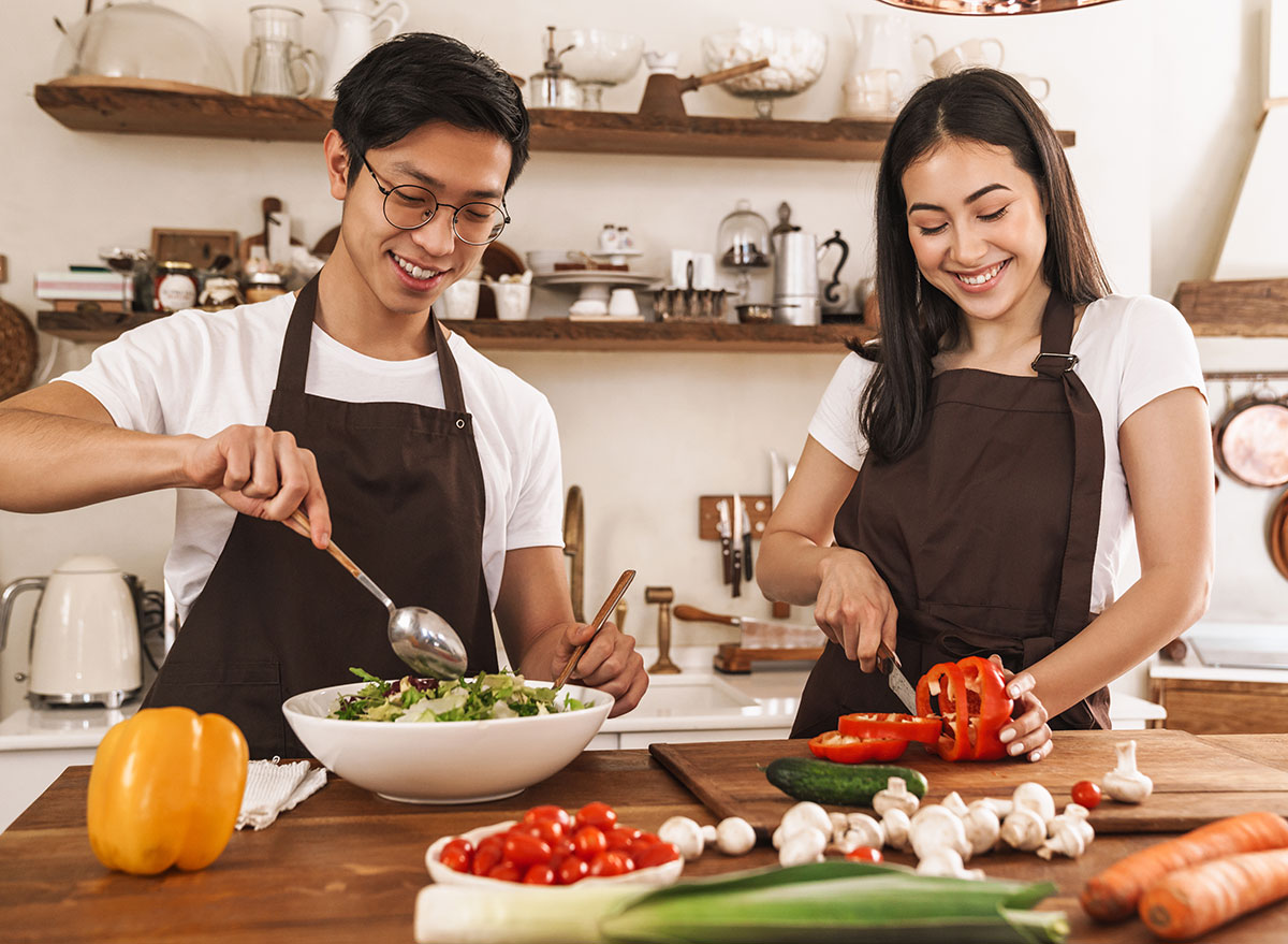 couple cooking