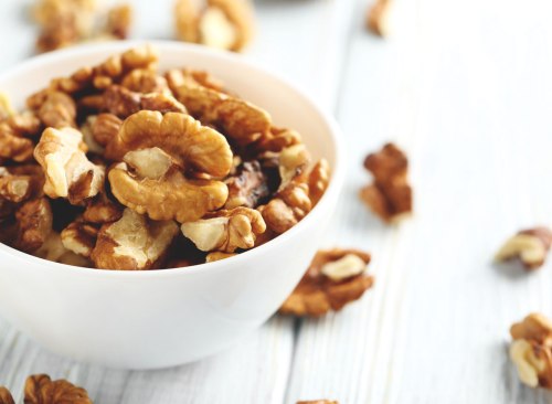 Walnuts in bowl