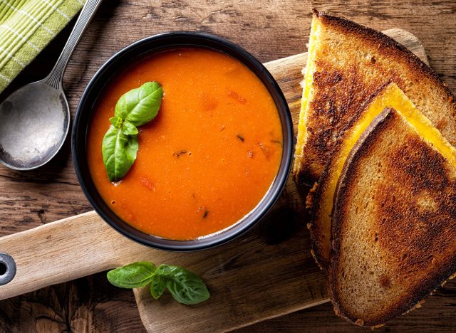 grilled cheese tomato soup